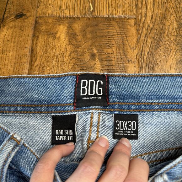 Urban Outfitters BDG Dad Slim Taper Fit Patchwork Jeans Mens 30x30 100% Cotton - Picture 2 of 7